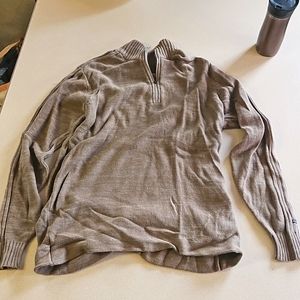 Long sleeved sweater